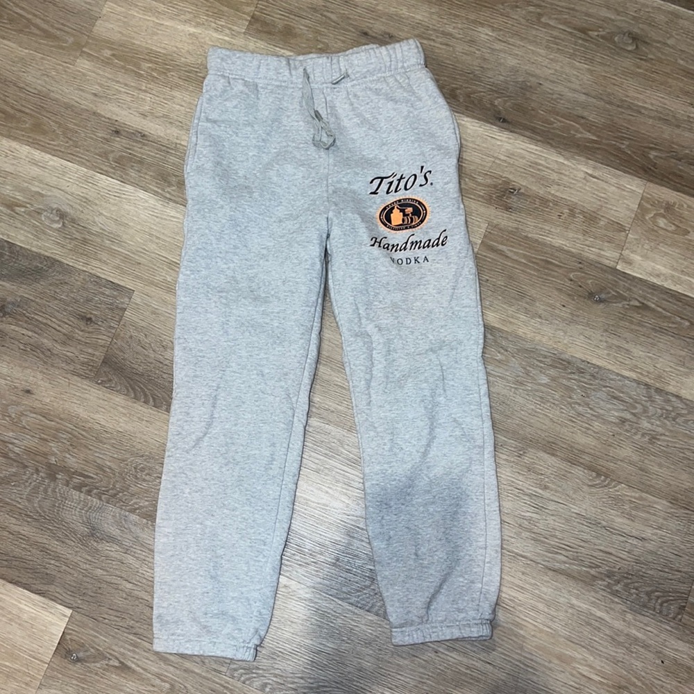 TITO’S SWEATPANTS